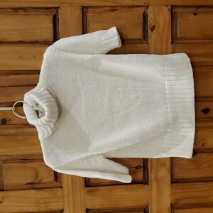 Partners Short Sleeve White Turtleneck Sweater Small